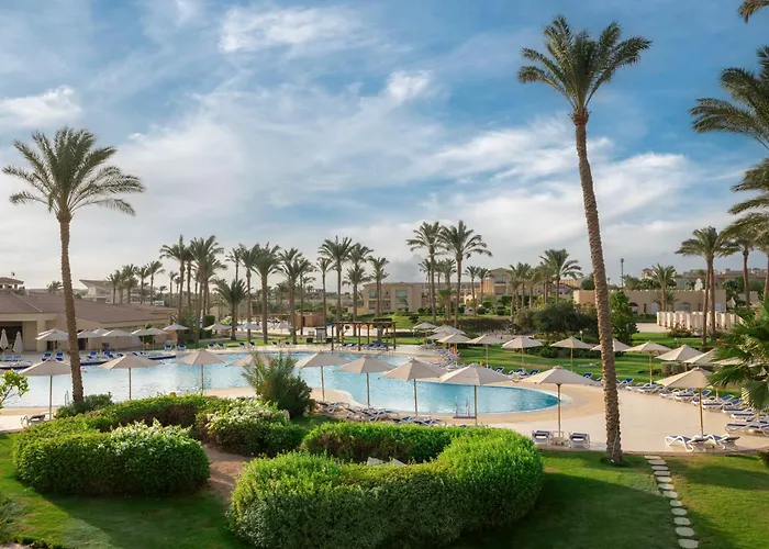 Cleopatra Luxury Makadi Bay 5*